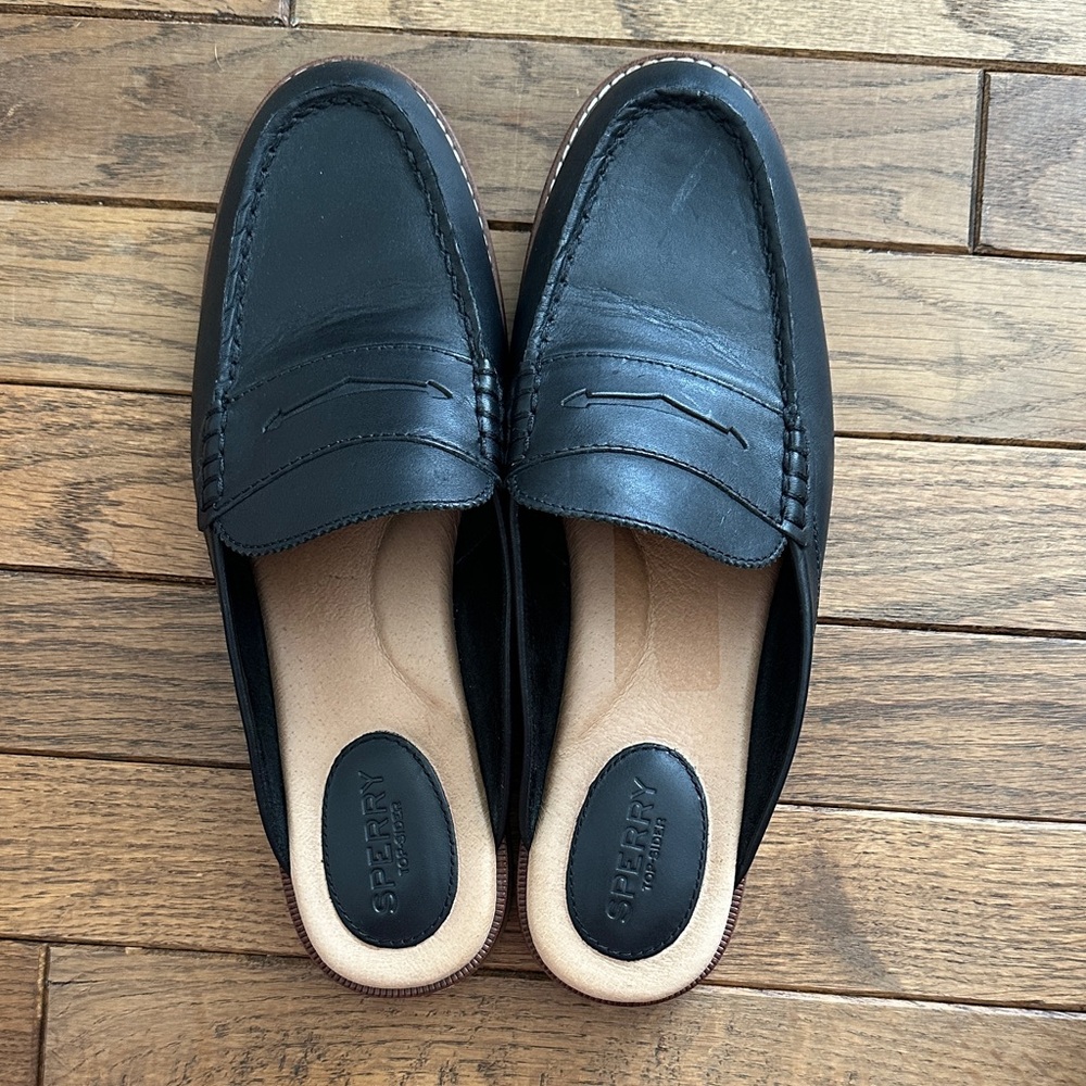 Sperry Women’s Black Leather Mule